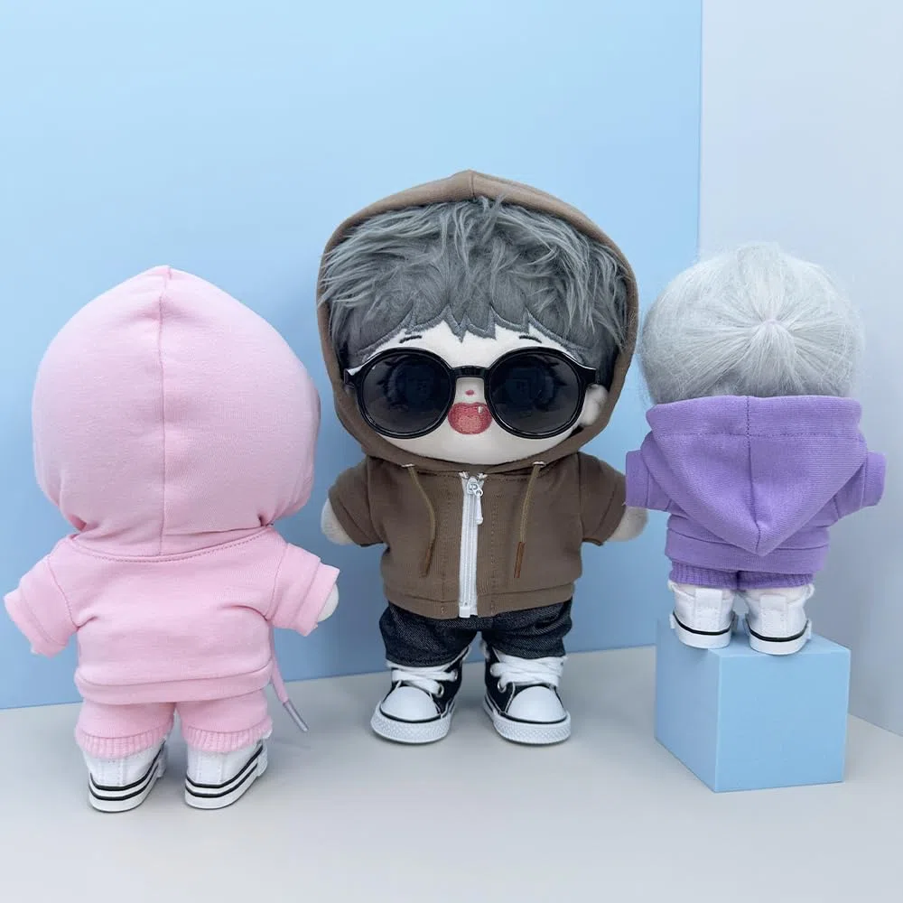 niannyyhouse Ropa de muñeca de felpa de 10 cm, 15 cm, 20 cm, con capucha, pantalones, gafas, zapatos de lona, ropa deportiva, juguete de peluche suave (rosa-20 cm)