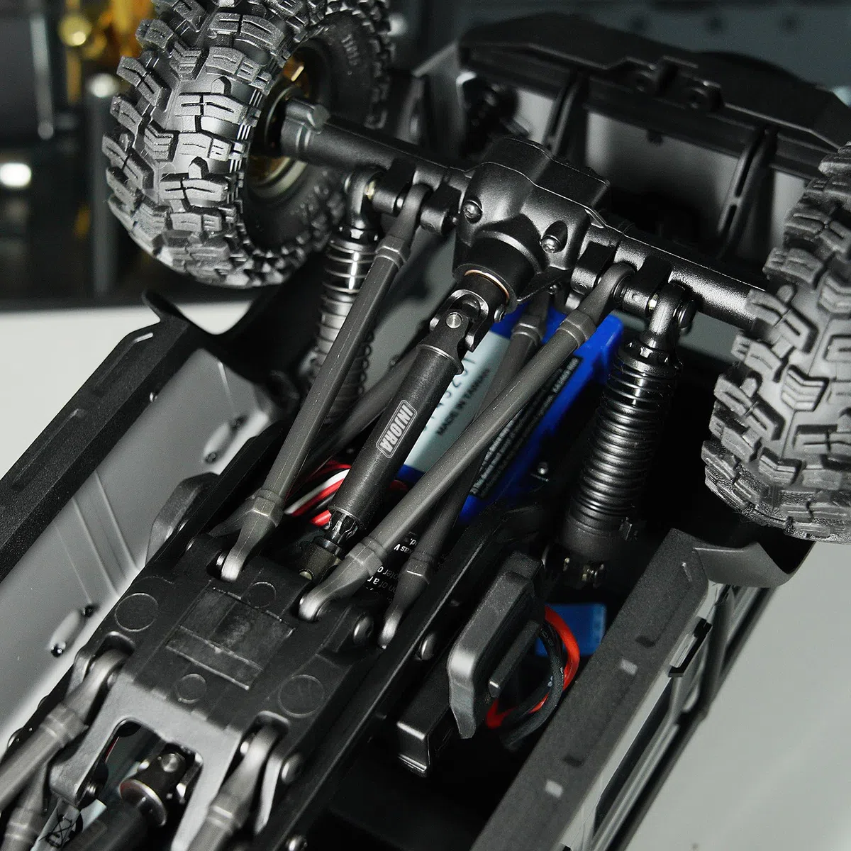 INJORA Eje de Transmisión Acero Negro Eje Central Trasero Delantero con Agujero en Forma de D para TRX4M Defender Bronco 1/18 RC Crawler Upgrade, 2PCS